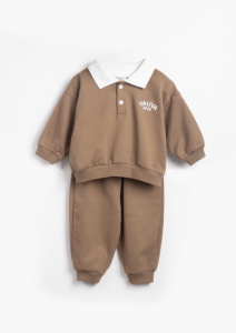 Костюм с воротником, бежевый